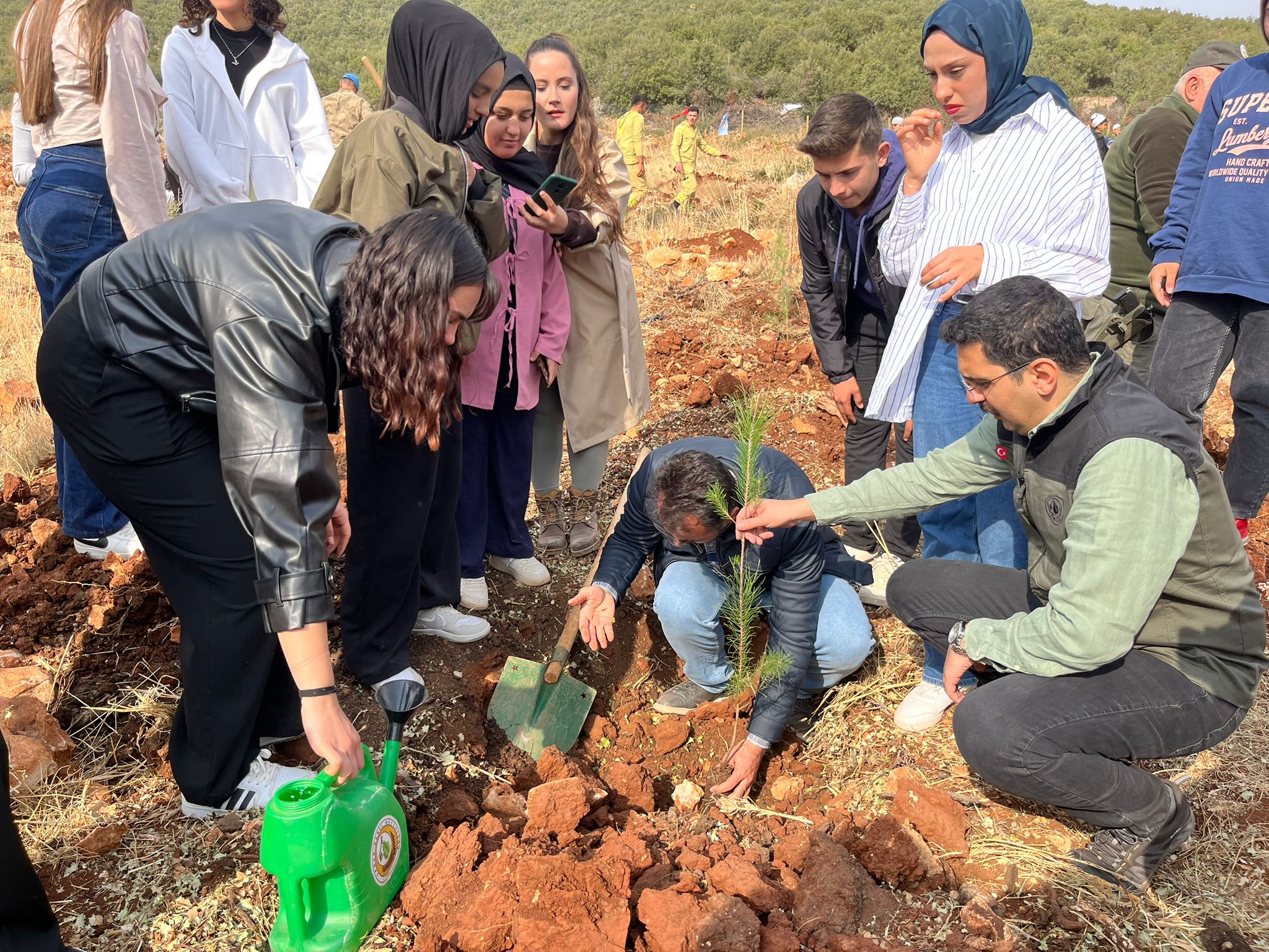  Okulumuz Öğrencileri 11 Kasım Milli Ağaçlandırma Günü Kapsamında Fidan Dikim Etkinliğine Katıldı.